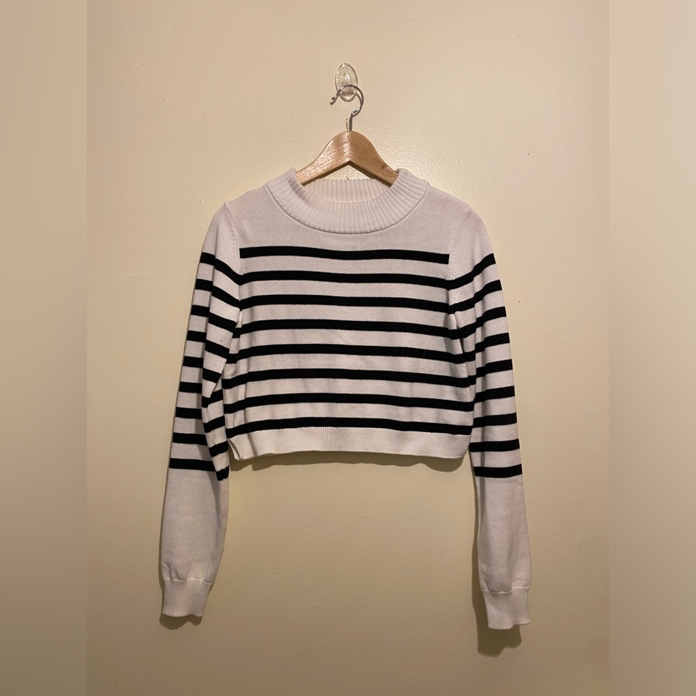 Seraphine Black and White Striped Crop Top. Size 6